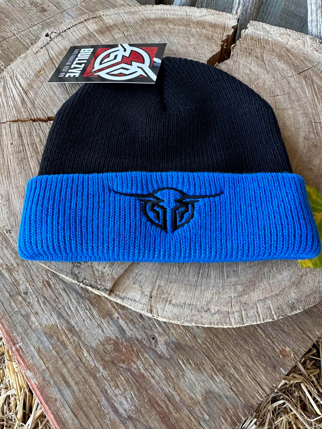 Bullzye Authentic Beanie Black Blue