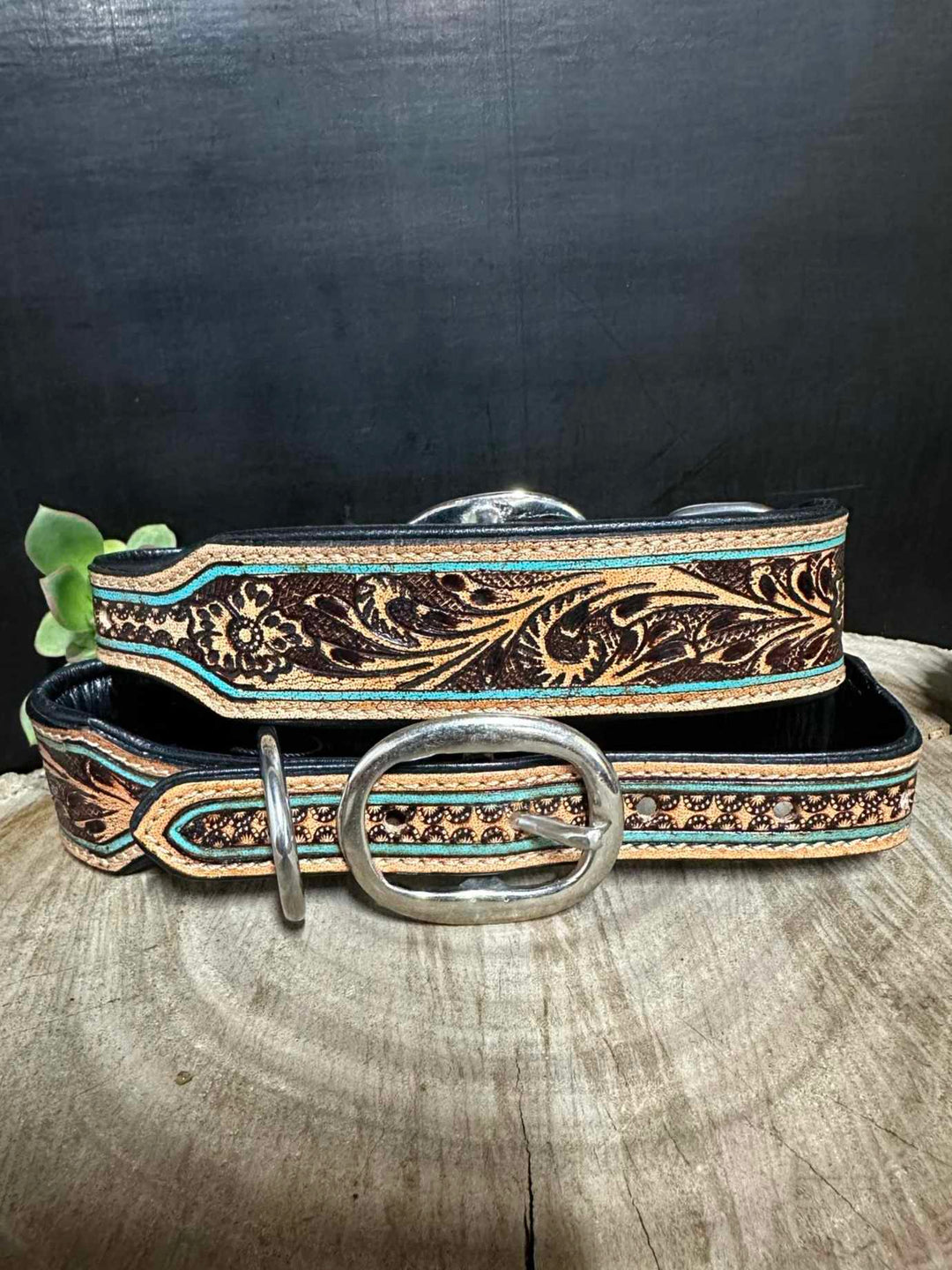 Collar - Genuine Leather Tooled Dog Collar Teal Detail
