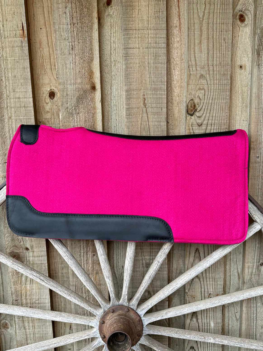 Western Saddle Pad Felt Contour Style Pink 31x31