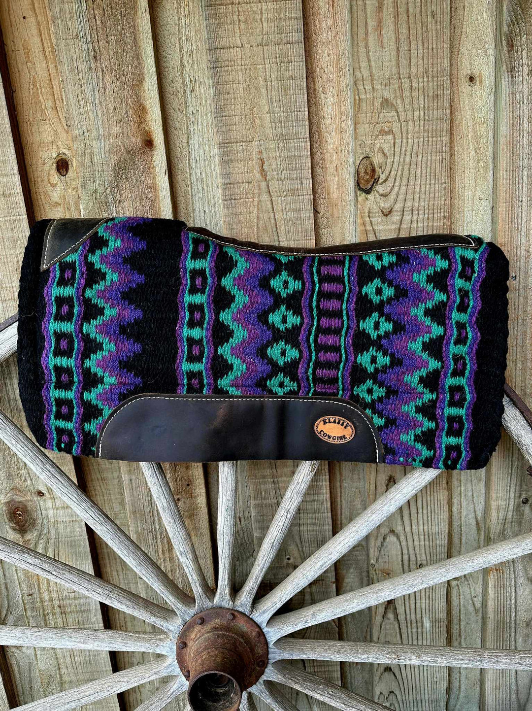Western Klassy Cowgirl 28x30 Contour Woolen Top Felt Bottom Fender/Barrel Saddle pad