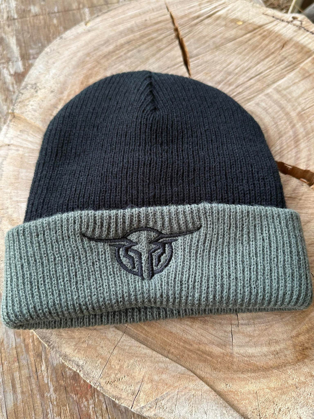 Bullzye Authentic Beanie Black Green