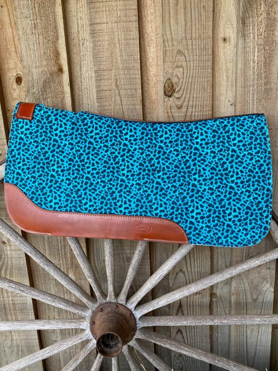 Western Saddle Pad Felt Contoured 31" X 32" Teal Cheetah