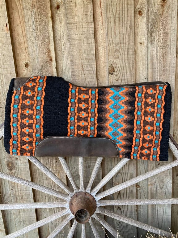 Western Saddle Pad Wool Contoured Pleasure/ Cutting Pad 34×36 3/4″ Wool Top Memory Felt Bottom