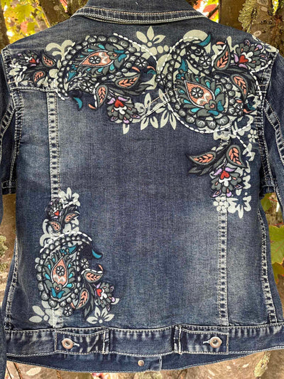Grace in  La Denim Cowgirl Jacket Embroidery