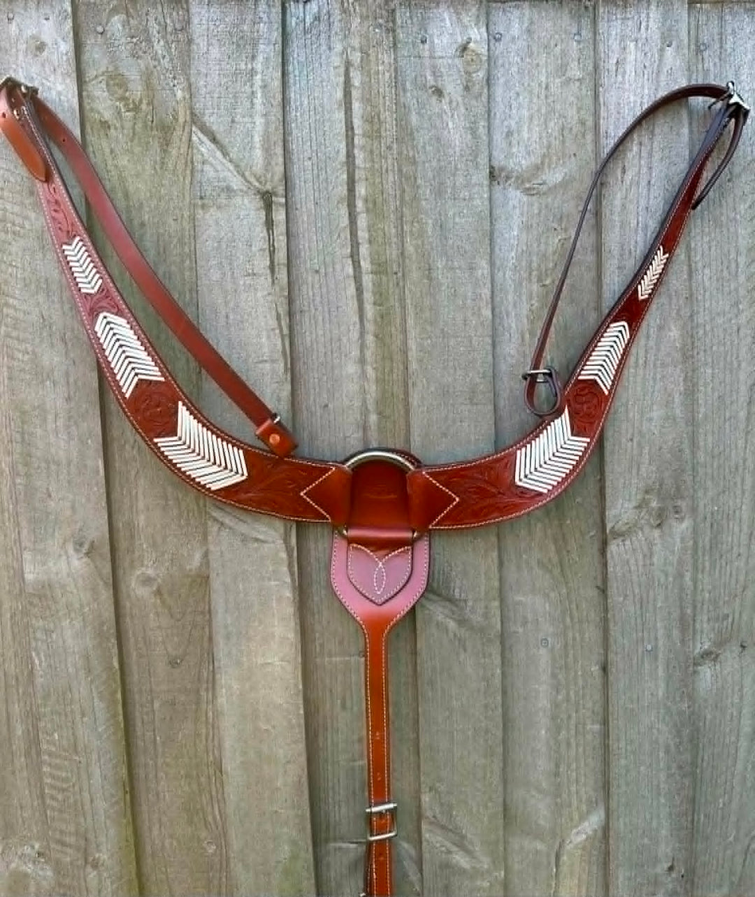 Pulling  - Beautiful Leather Breastcollar Breastplate