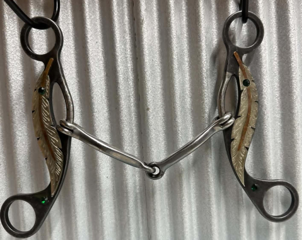 Bit -  Futurity Western Shank Feather Squared Snaffle