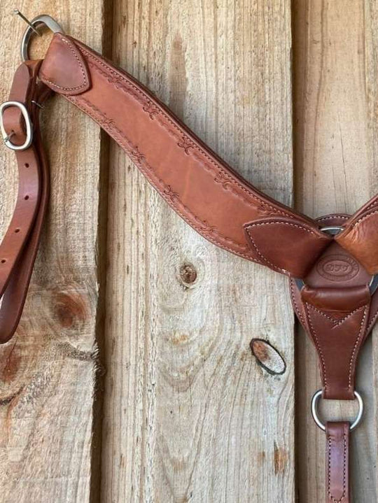Breastcollar - High Quality Heavy Duty Contour Ranch Collar Barbwire