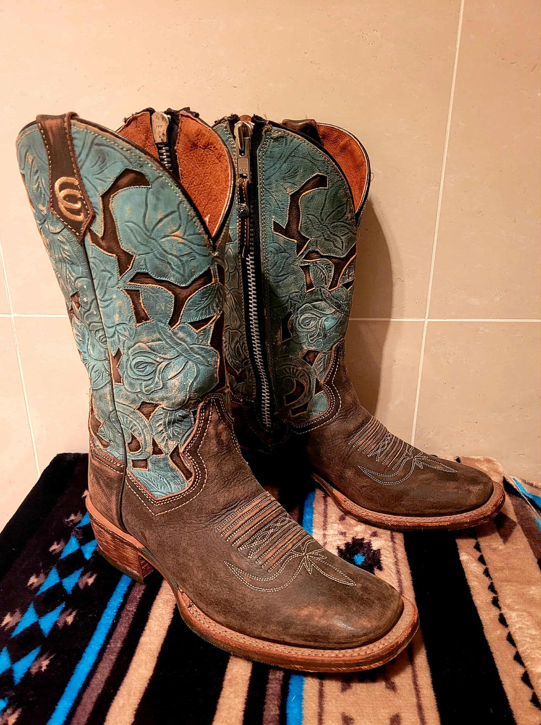 Pre Owned - Dan Post Certified Cowgirl Garden Pary Boots Size 7