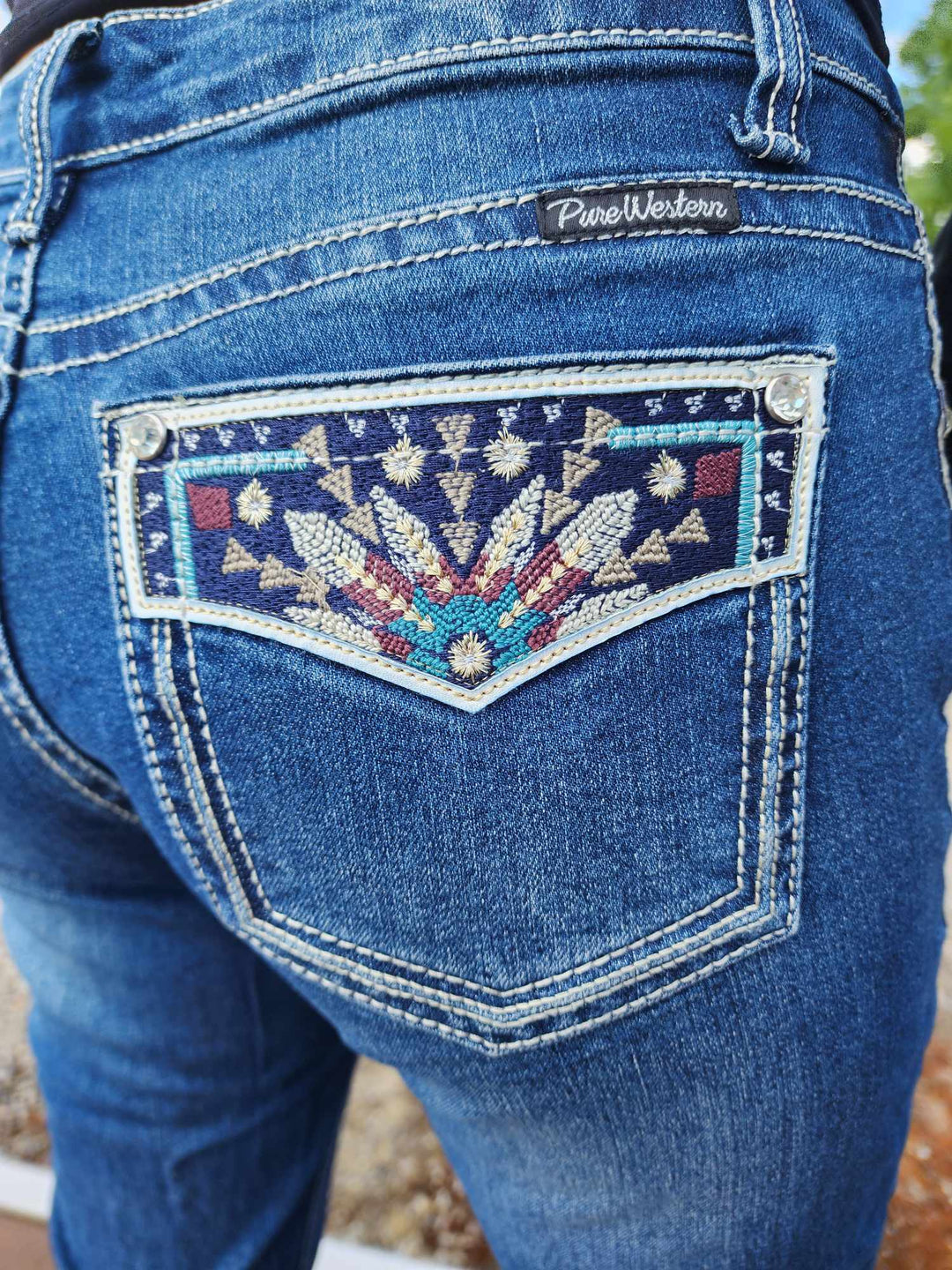 Pure Western Relaxed Rider Emmaline Bootcut 36" Leg Jeans Size 8,  18