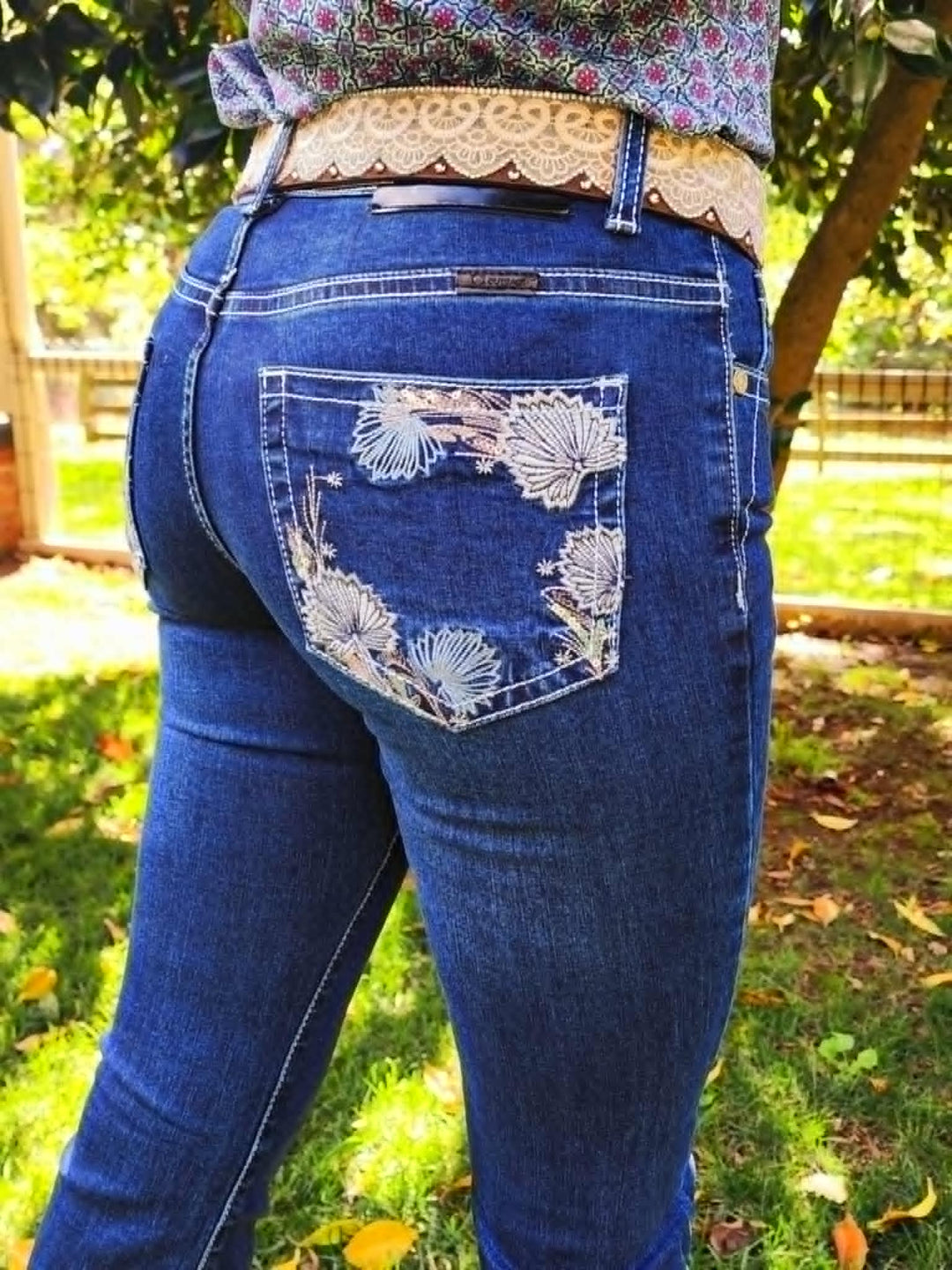 Outback Georgia Mid Rise Stretchy Jeans