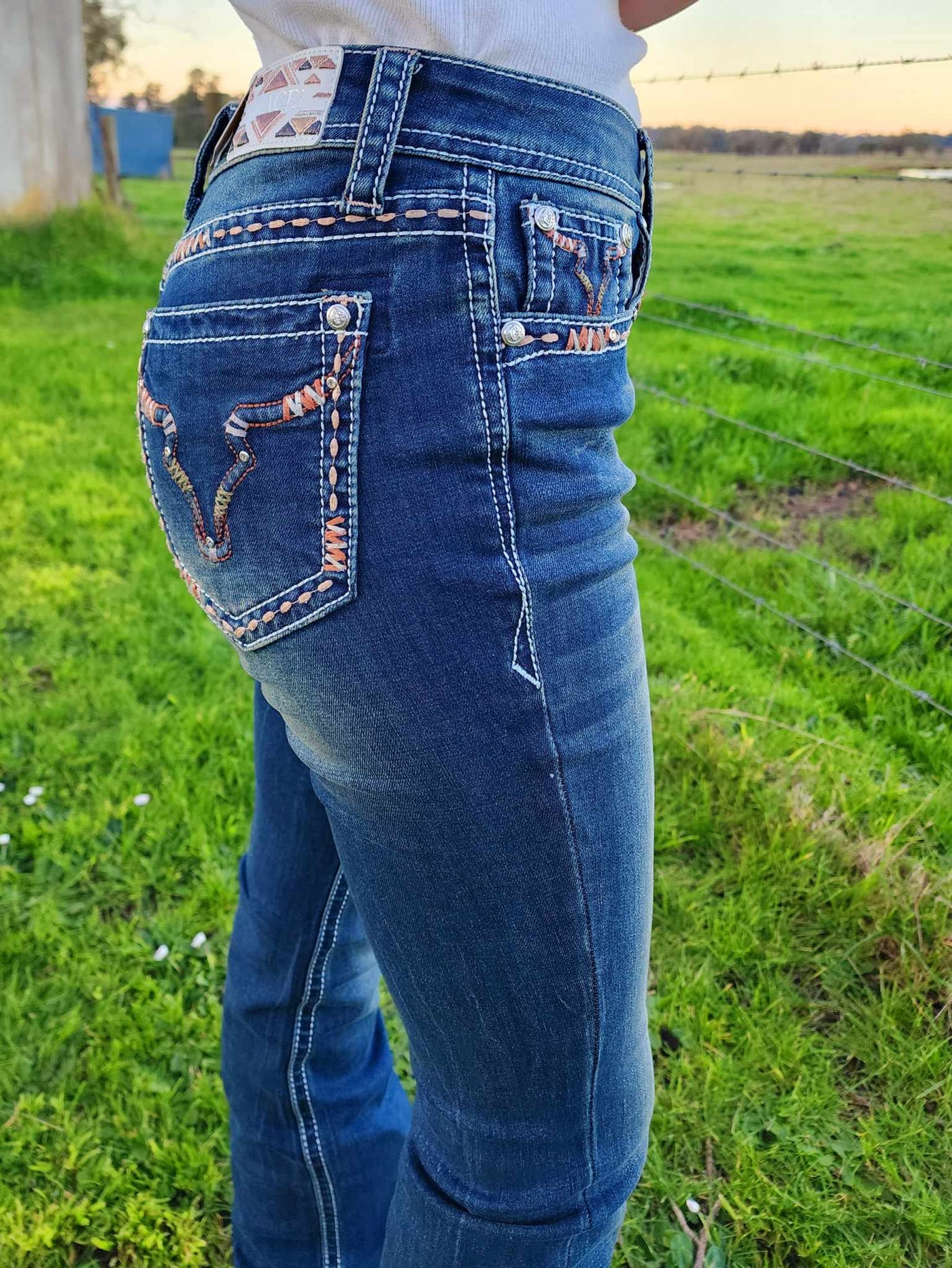 Grace In LA Easy Fit COMFY  Mid Rise Western Steer Pocket 32" Leg Jeans