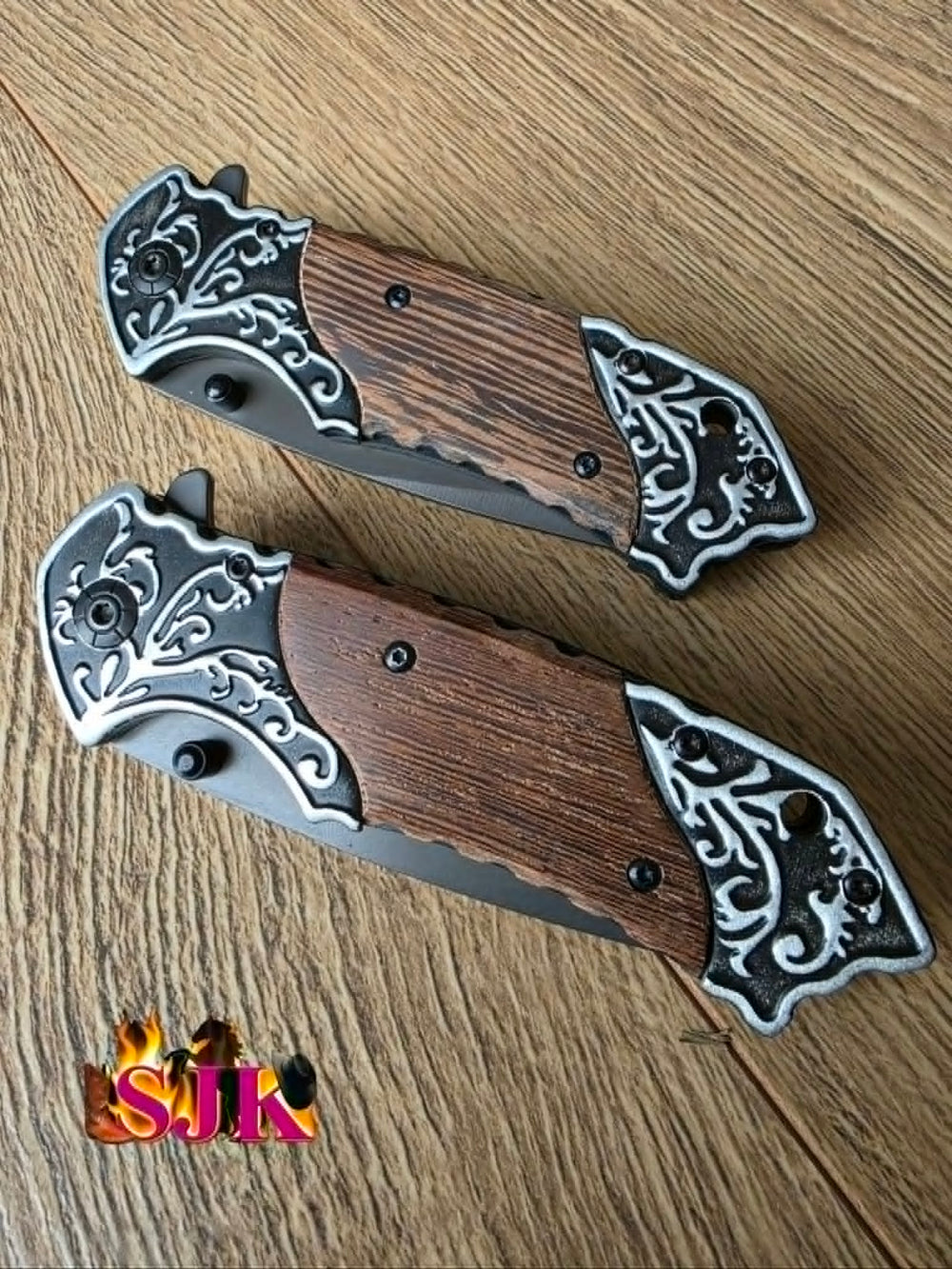 Knife - Pocket Knife Embossed Design BLK