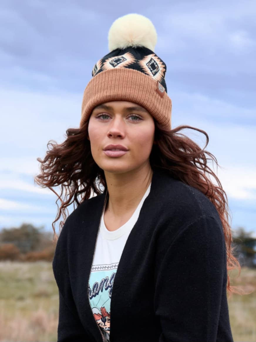 Wrangler Kate Beanie with Fur Pom