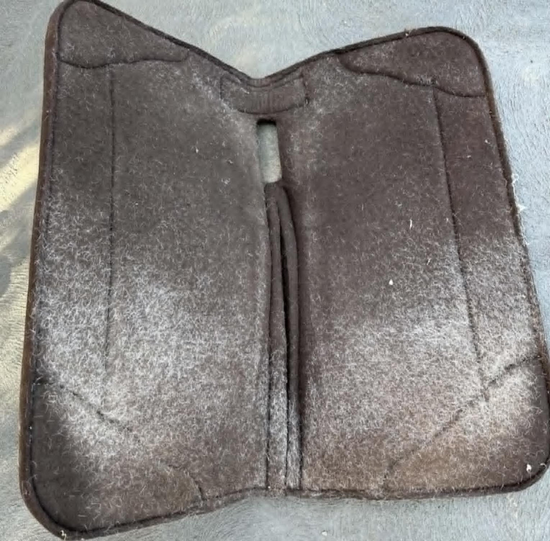 Western Klassy Cowgirl Western Saddle Pad   28x30  Barrel  Style 1” - DISPLAY