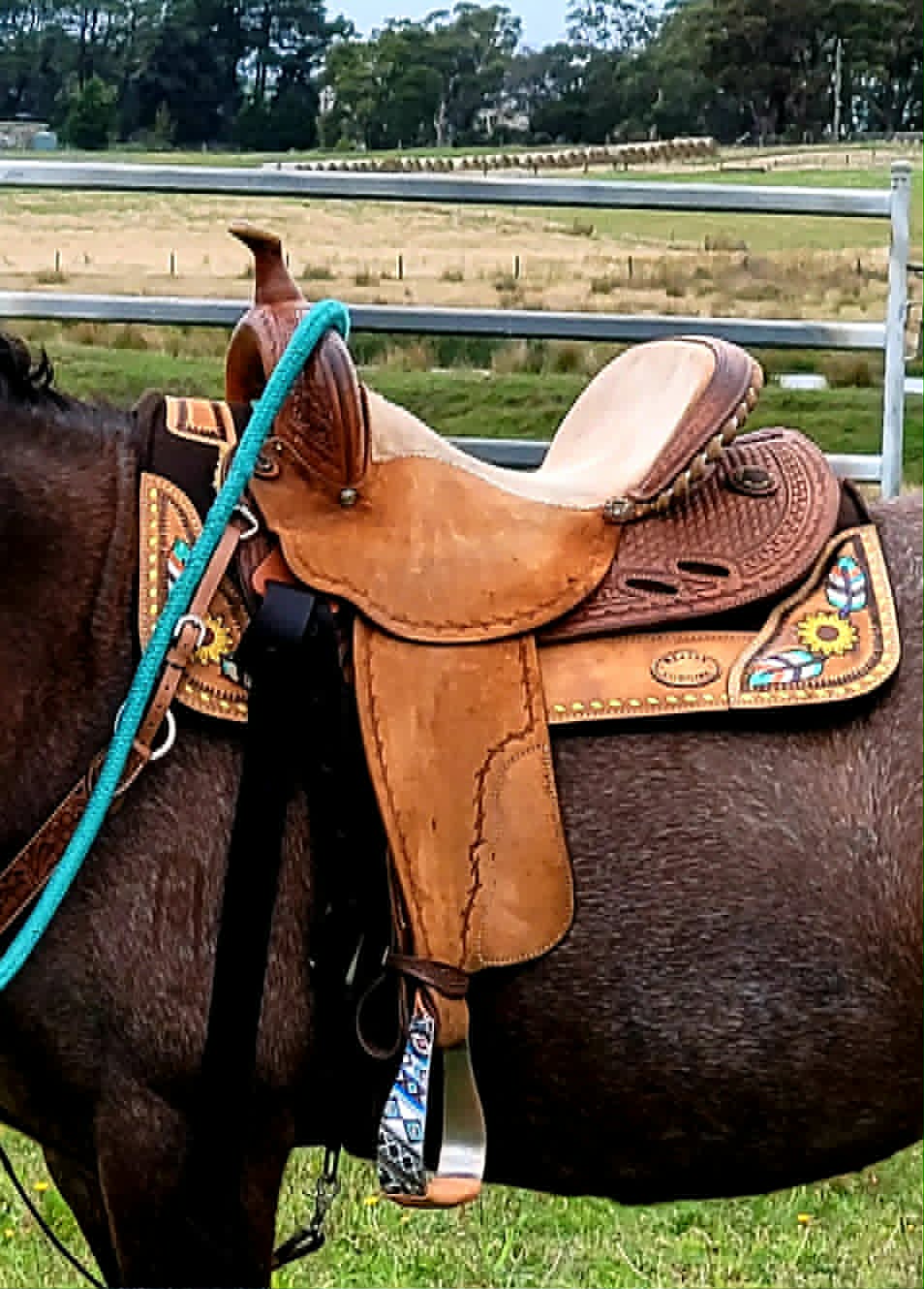 Western Klassy Cowgirl Western Saddle Pad   28x30  Barrel  Style 1” - DISPLAY