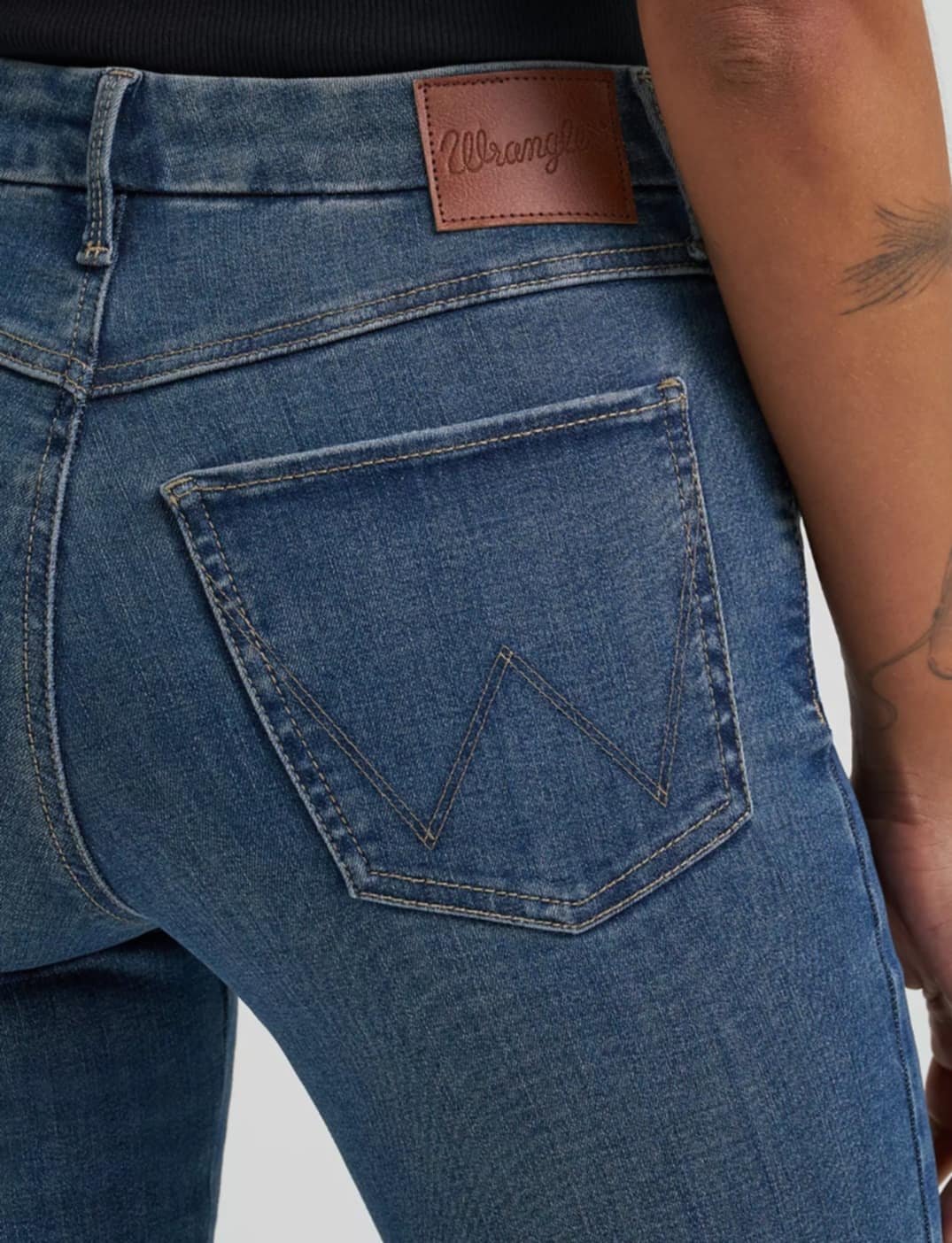 Wrangler Bespoke Lily High Rise Flare Stretch Jeans 32" Leg SUPER COMFY