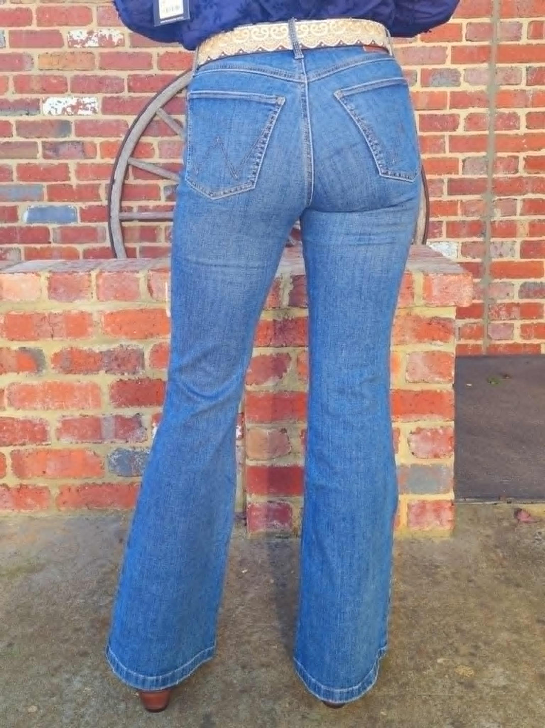 Wrangler Bespoke Lily High Rise Flare Stretch Jeans 32" Leg SUPER COMFY