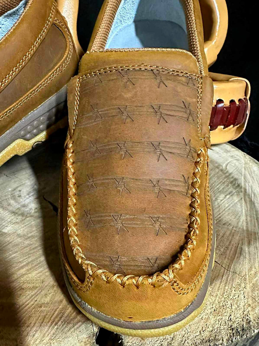 Twisted x Cell Stretch Casual Leather Driving Mocs Western Shoes Barbwire