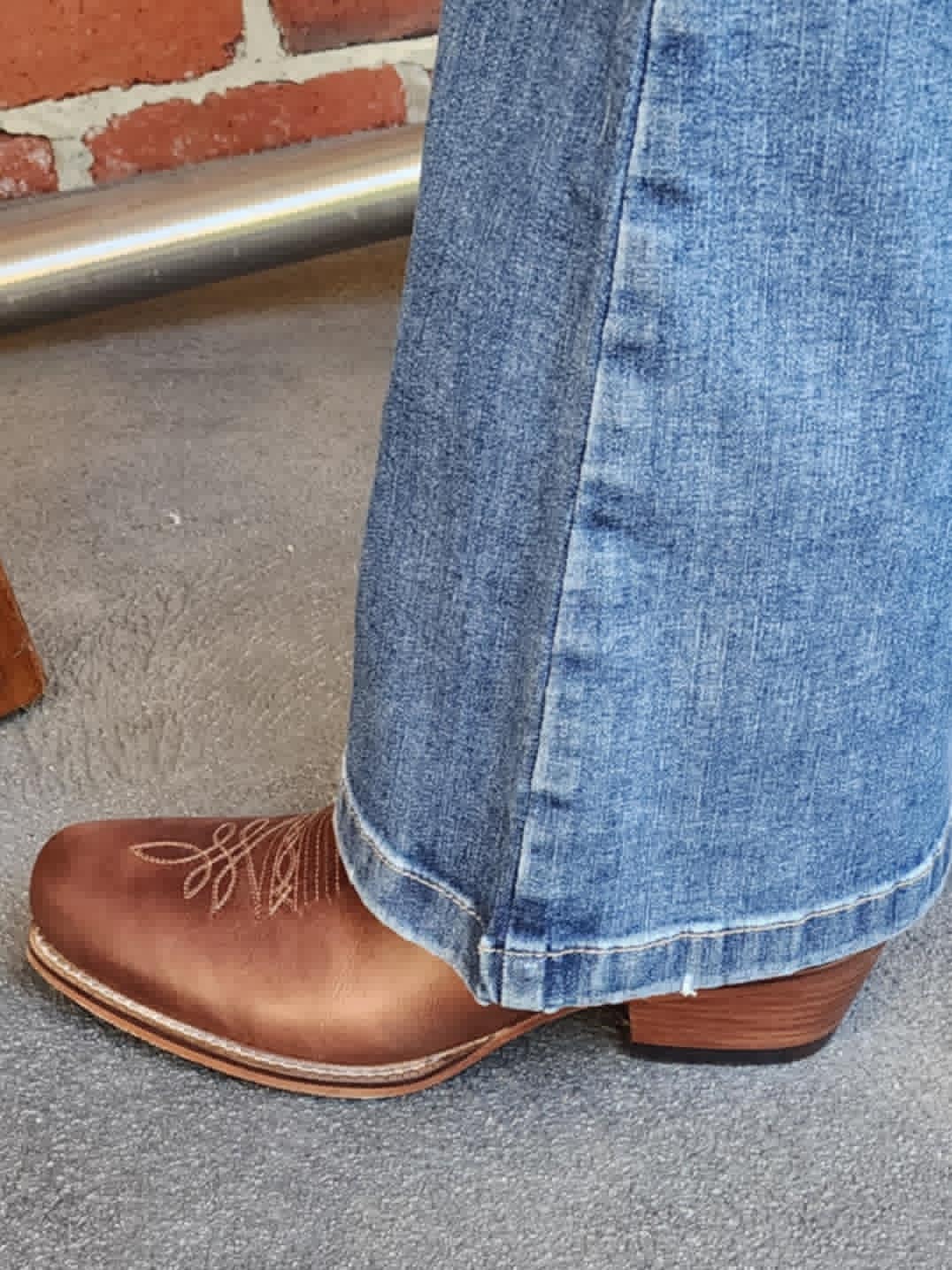 Pure Western Pioneer Leather Western Cowboy Boots