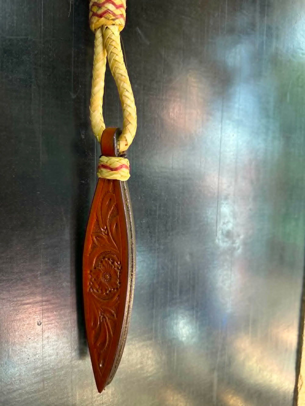 Quirt -  Braided Barrel Quirt with Leather Popper Crop Whip Over under DISPLAY