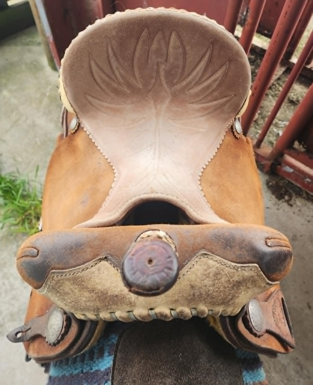 USED Saddle - Barrel Saddle 14" Allen Ranch Brand PICK UP ONLY