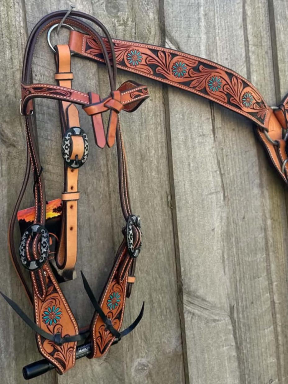 Tack Set Bridle & Breastplate Tooled Floral Contour