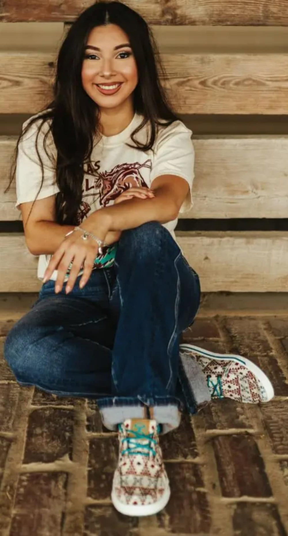 Twisted X Canvas Western Aztec Print Lopers