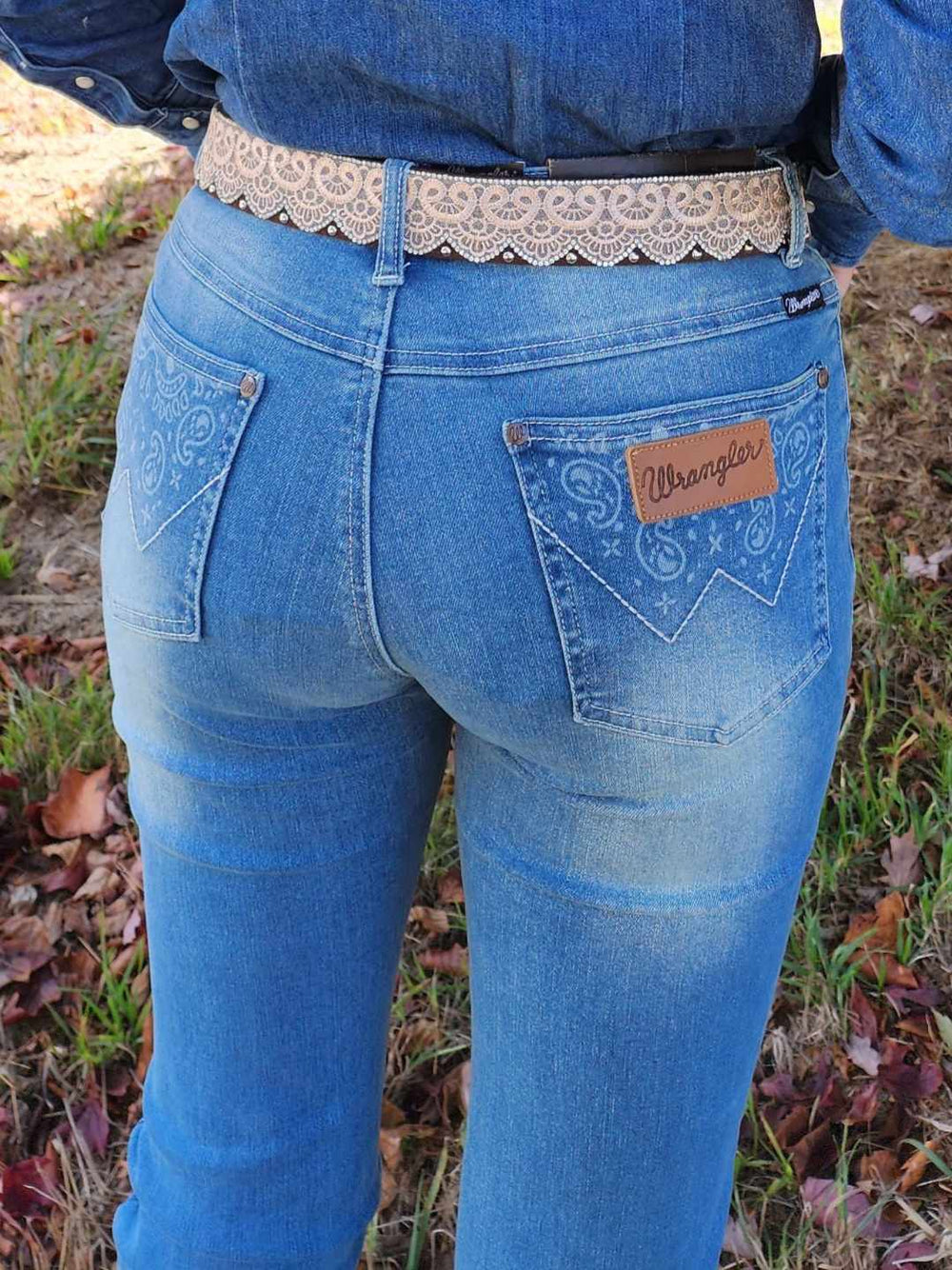 Wrangler High Rise Paige Stretch Riding Jeans - Super COMFY