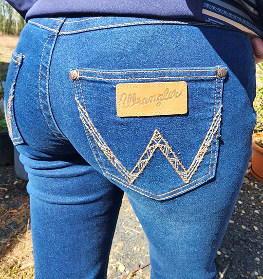 Wrangler Tia Mae Slim Leg Stretch Riding Jeans