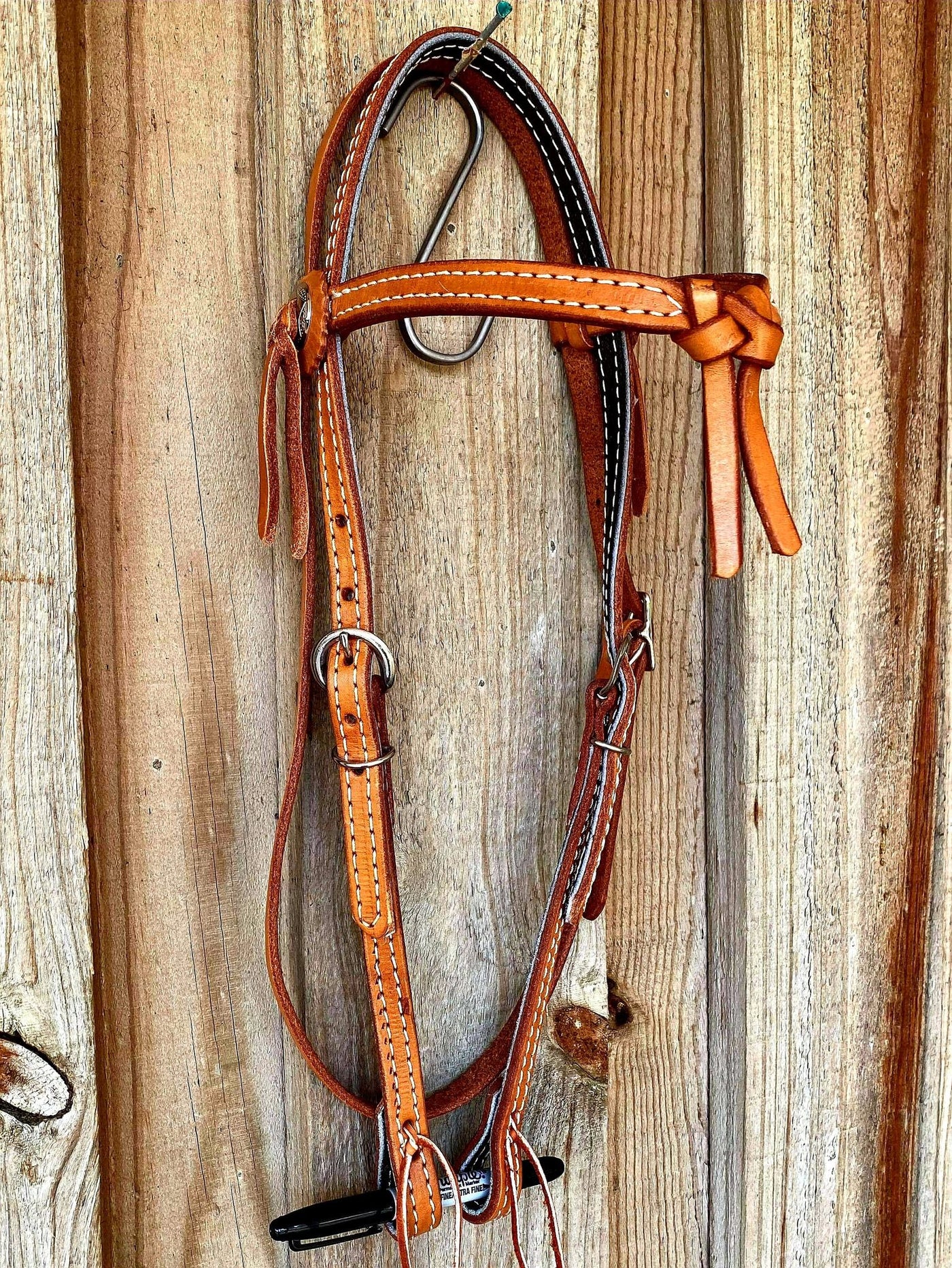Western Bridle FUTURITY LIGHT OIL HEADSTALL W/ CONCHO ACCENTS
