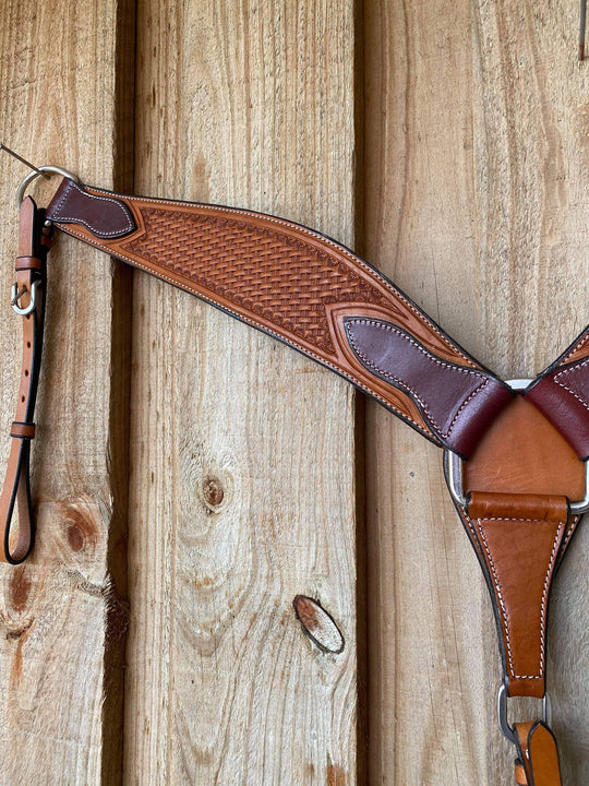 Breastcollar - Heavy Duty Basketweave Contour Breastplate Medium Oil