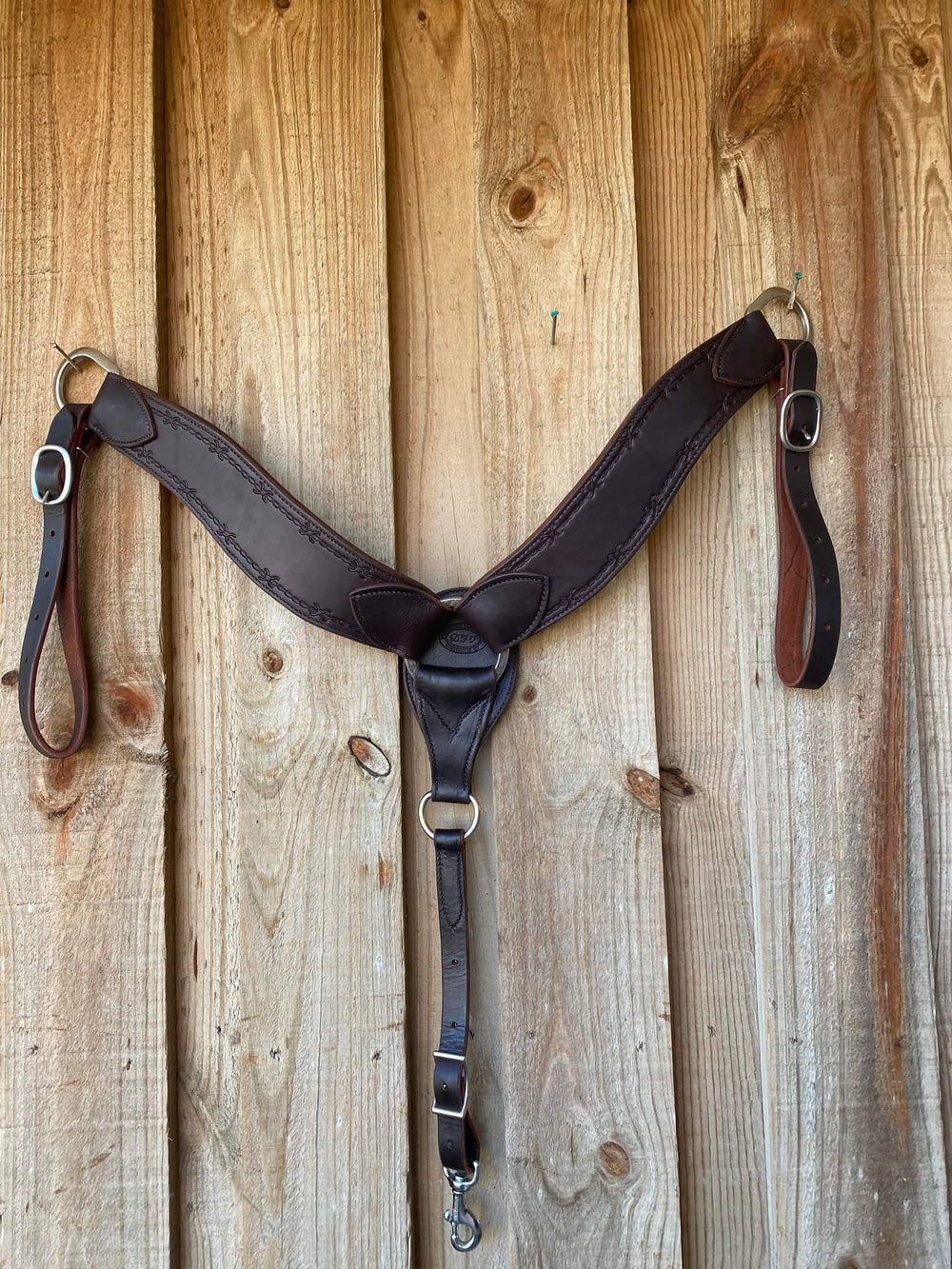 Breastcollar - High Quality Heavy Duty Contour Ranch Collar Barbwire