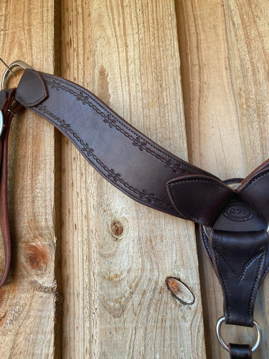 Breastcollar - High Quality Heavy Duty Contour Ranch Collar Barbwire