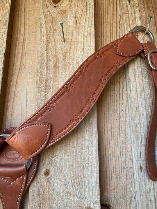 Breastcollar - High Quality Heavy Duty Contour Ranch Collar Barbwire