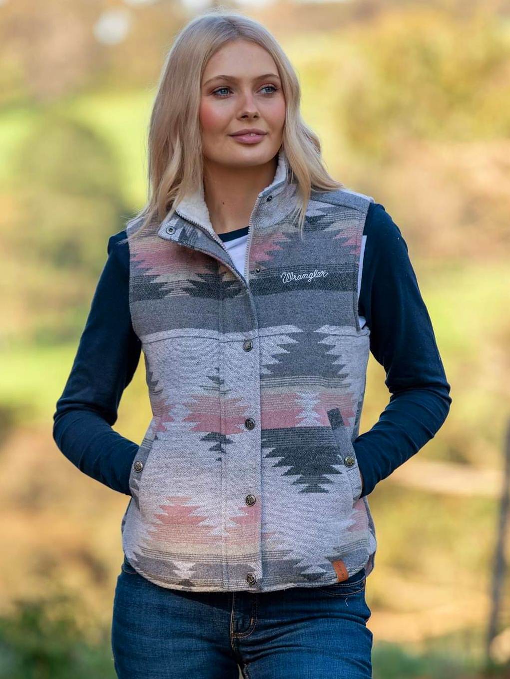 Wrangler  Harlene Warm Wool Blend Aztec Vest Size  L or 2XL