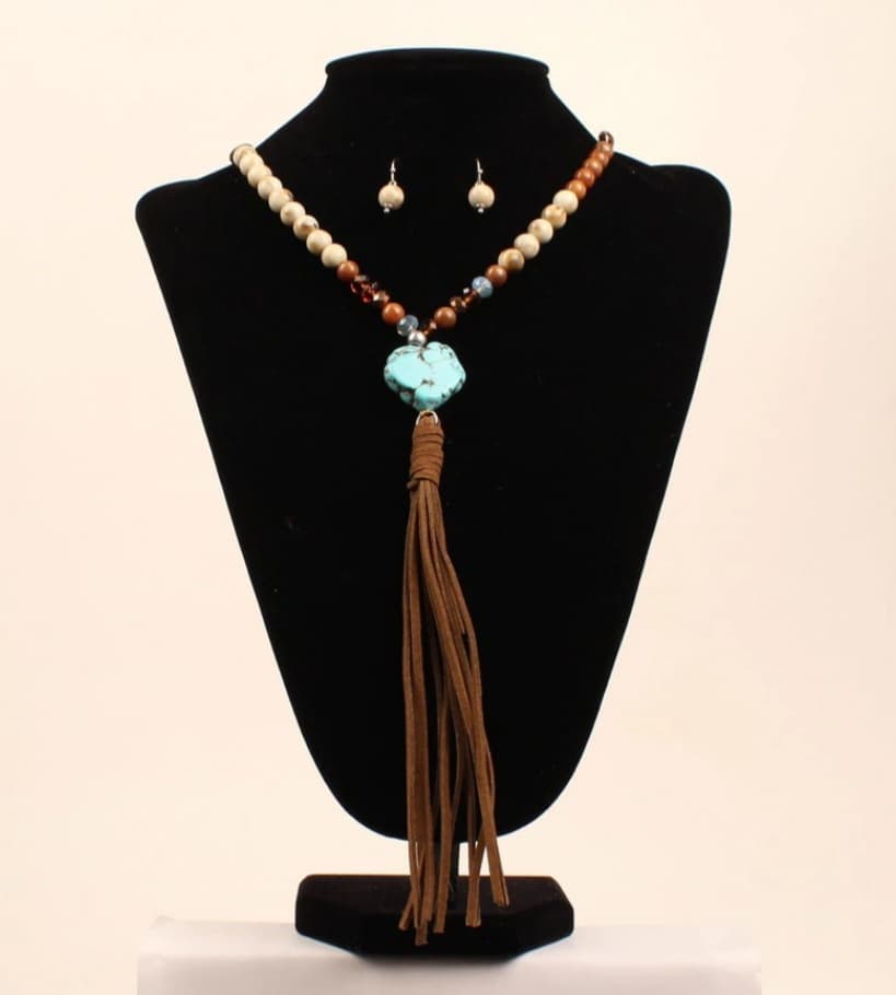 Jewellery Set - Faux Turquoise Pendant Beaded Set