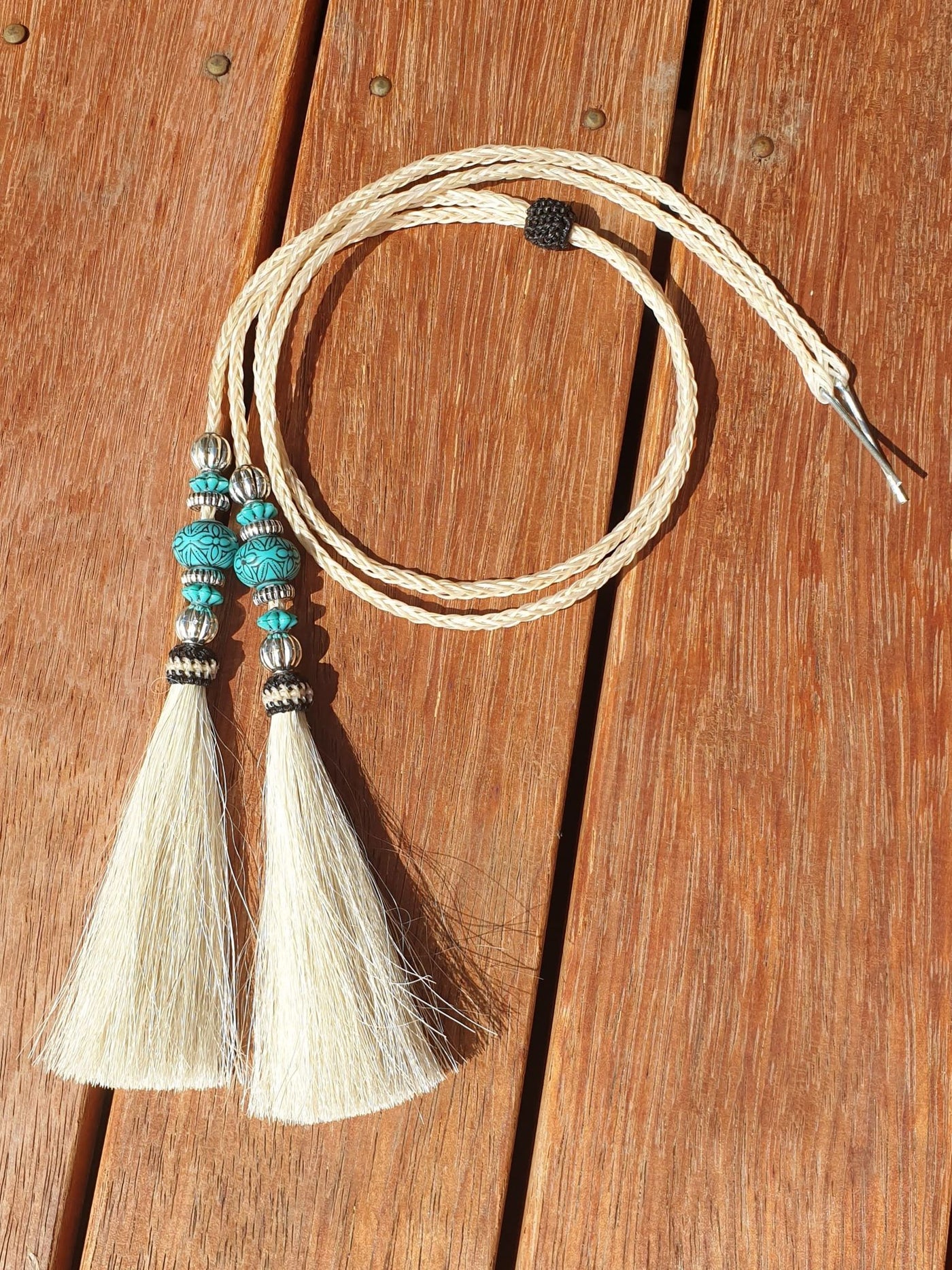 Genuine Horsehair Stampede String White Turquoise Bead