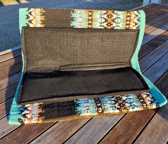 Western Klassy Cowgirl  28 x 30  Contour Woolen Top Felt Bottom Fender/Barrel Size
