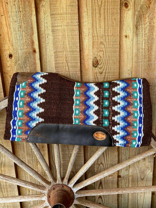 Western Klassy Cowgirl  28x30  Contour Woolen Top Felt Bottom Fender/Barrel Size