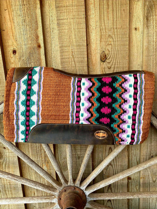 Western Klassy Cowgirl  28 x 30  Contour Woolen Top Felt Bottom Fender/Barrel Size