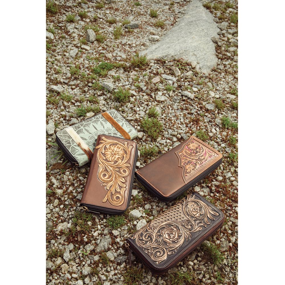 Western Leather Purse Tooled Leather Detail wallet