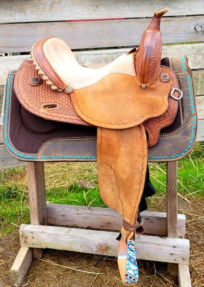 Western Klassy Cowgirl  28x30  Barrel  Style 1”  Brown  felt  pad with Buckstitch