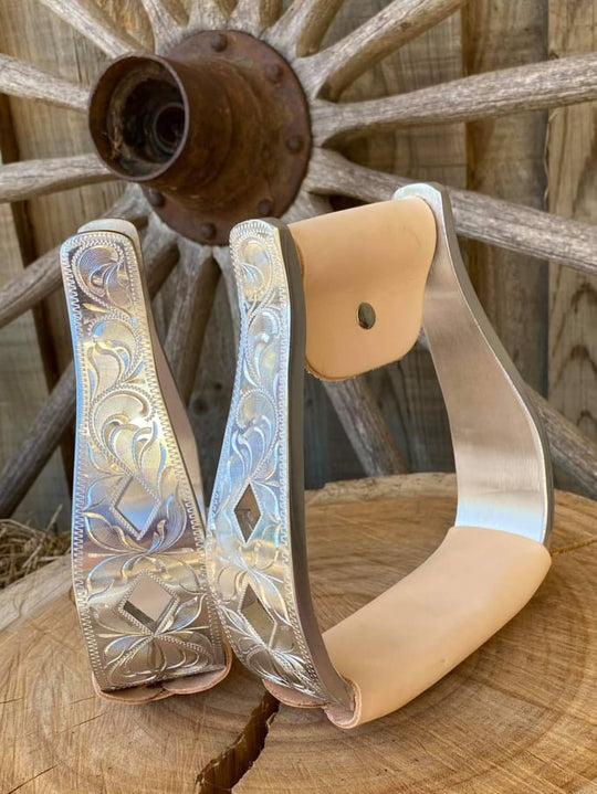 Stirrups - Show Oxbow Diamond Cutout