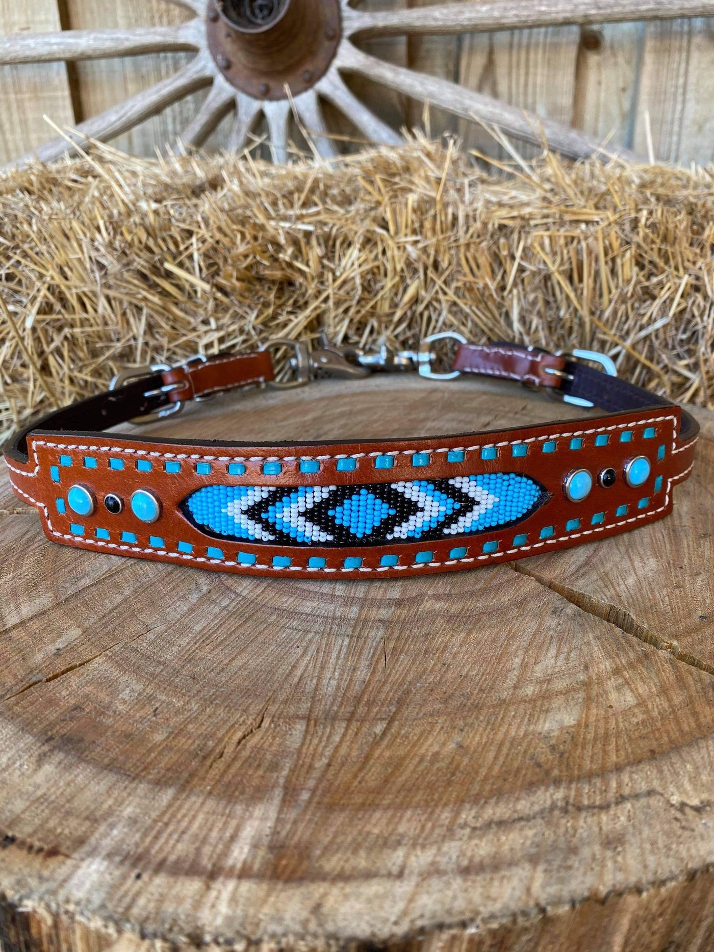 Wither Strap - Leather   with navajo beaded inlay